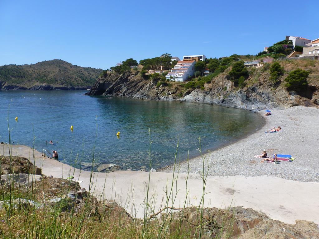 Apartment Rovellada Platja Colera Rom bilde