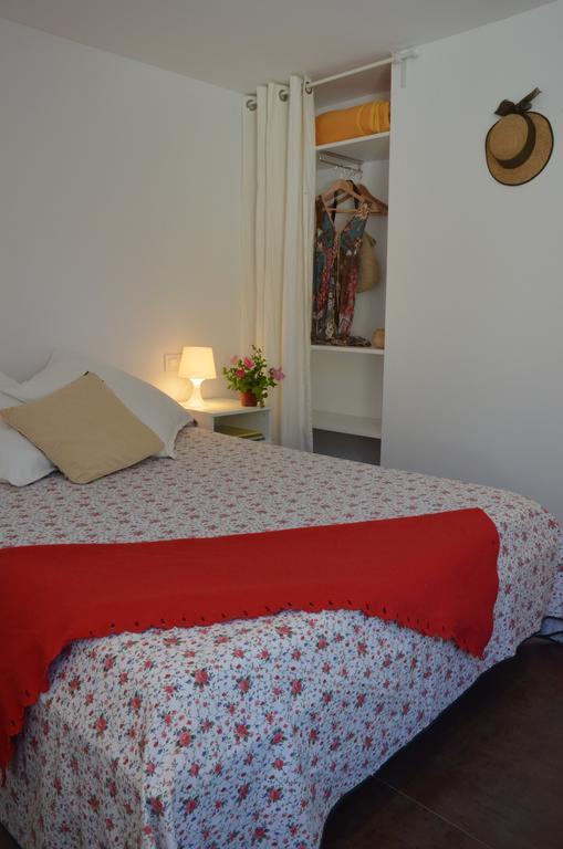 Apartment Rovellada Platja Colera Rom bilde